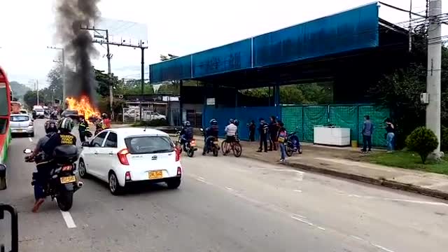 Mujer murió arrollada por conductor aparentemente ebrio en vía entre Bucaramanga y Girón