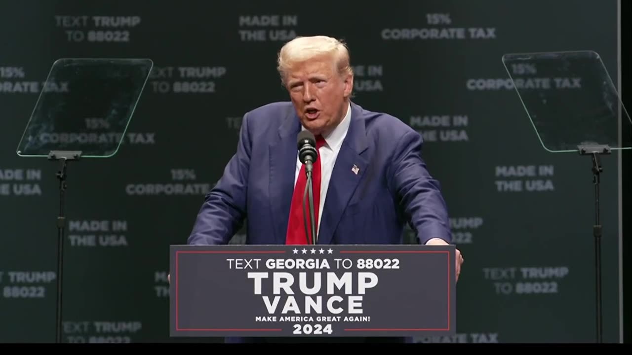 Trump Campaigns in Savannah Georgia on the Tax Code