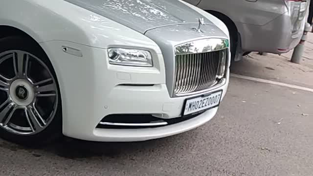 Rolls Royce wraith in cannaght place, delhi #rolls royce