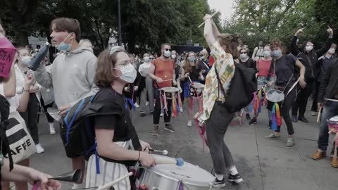 Oslo Protest Clashes at Anti-Islam Rally Over Ripped Pages of Quran - Eidsvolls Plass 29.8.2020