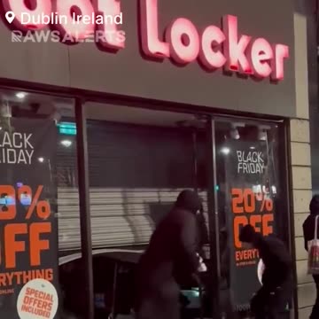 🚨 #BREAKING Riots are breaking out after an alleged Mossad agent...