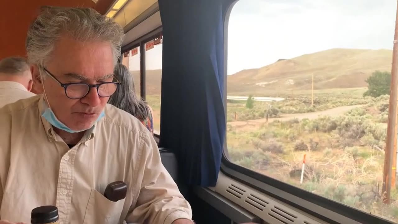 How was the sleep at Amtrack train and the food inside the train 2021