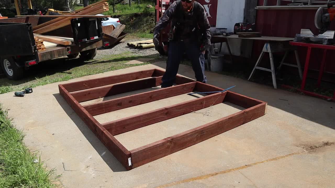 CHICKEN COOP FLOOR FRAME | PART 1