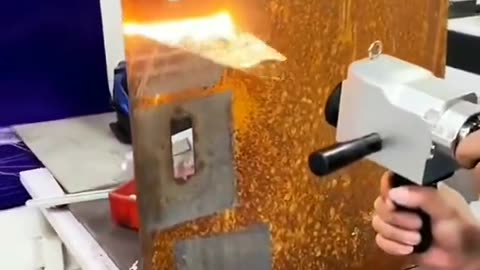 Laser Cleaning Off Rust