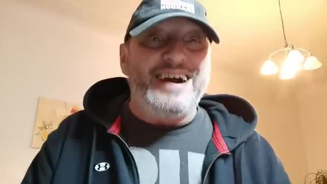 Kopec legrace Vládní propagandy. "Tohle vymýšlí někdo na Koksu."