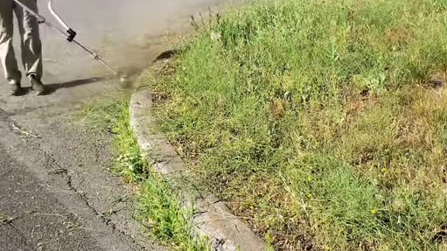 Neighbor insulted her so I helped her for free Part 1