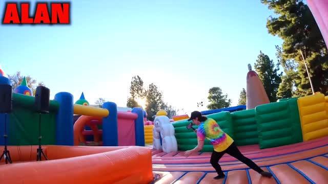 EXTREME HIDE & SEEK IN TRAMPOLINE PARK!
