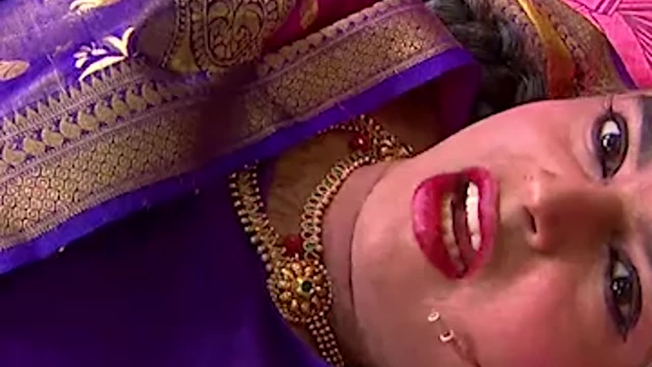 Ye kon sa tarika hai uthane ka😂