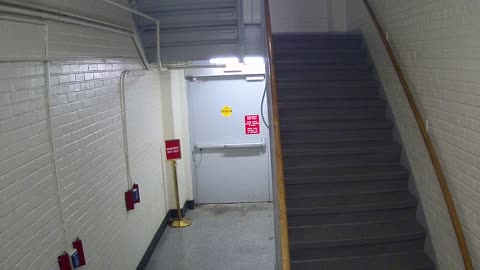 3872FHOB01Stair8_2021-01-05_00h17min55s163ms.mp4