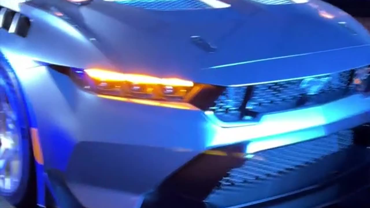 Super Car Blondie