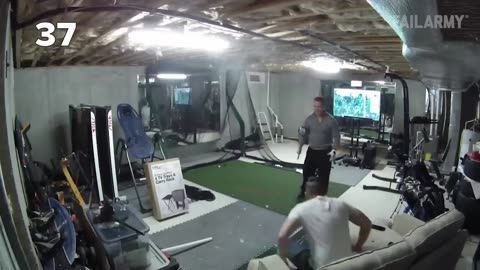 Funniest Golf Fails Idiots on the Green
