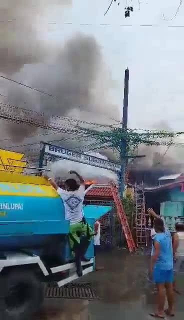 Massive fire kills multiple people in the Philippines
