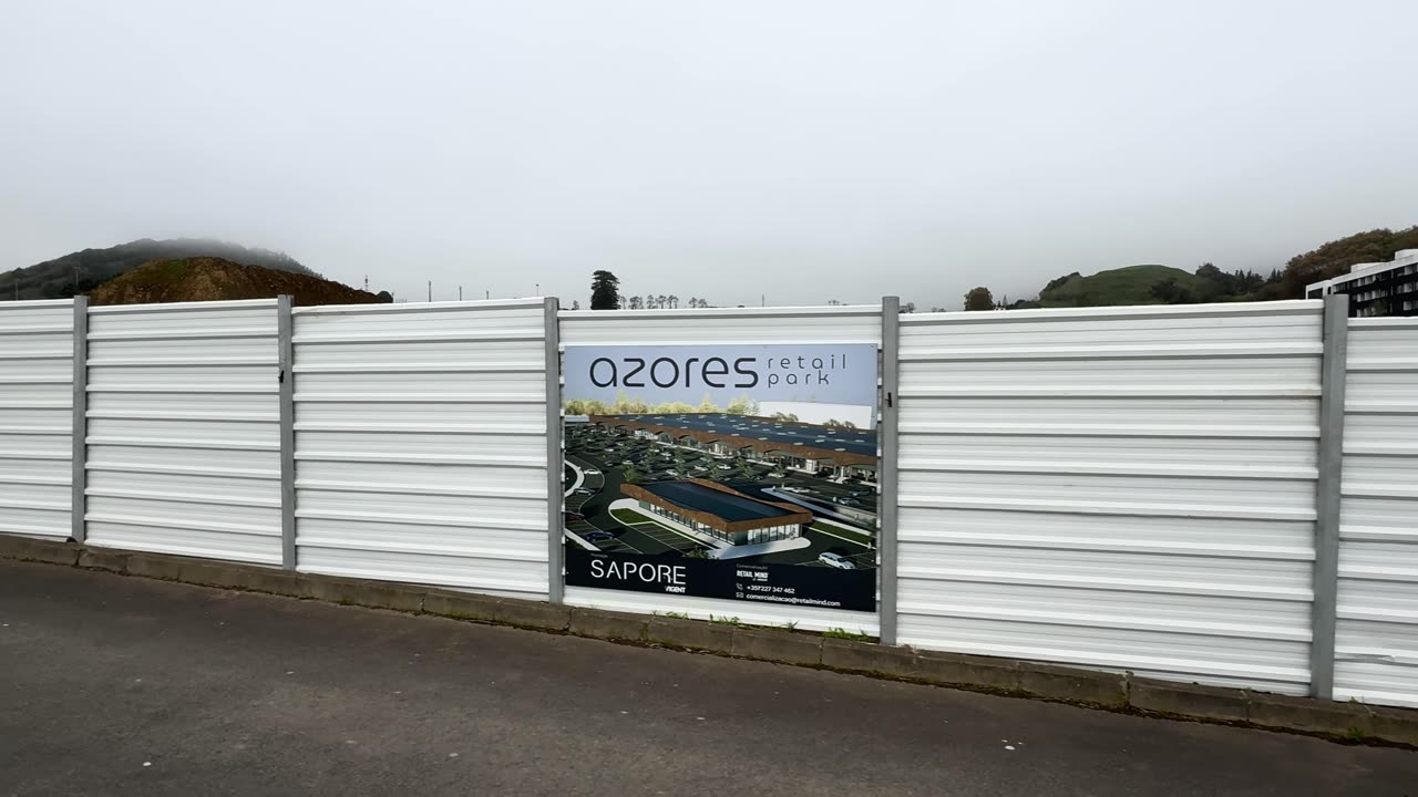 New Shopping Center Azores Retail Park in Ponta Delgada, Sao Miguel Azores Portugal 🇵🇹 - 26.11.2024