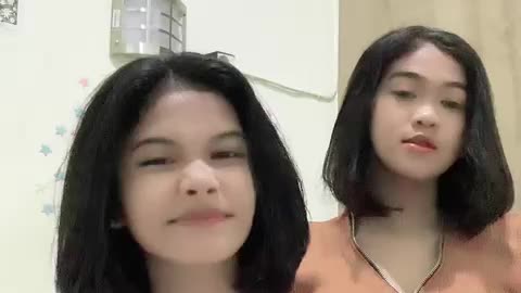 cute girls dancing Tiktok moves