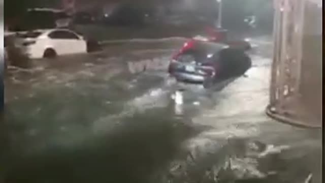 Yesterday Consequences of Hurricane Henry in New York: Brooklyn streets flooded.