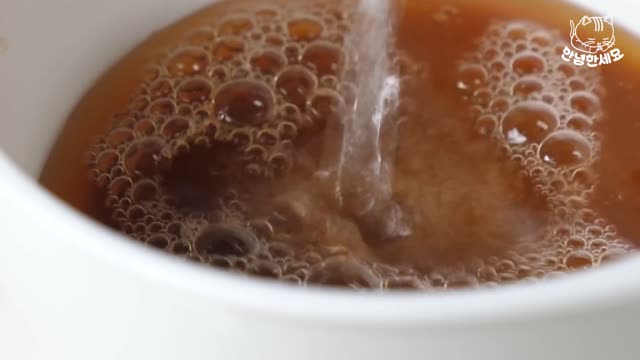 ASMR Making Peach Iced Tea