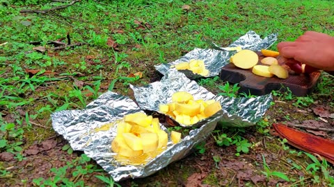 -Wilderness Cooking- Easy Forest Potato-