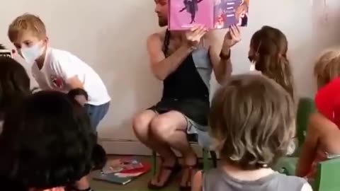 USA - LETTURE DI LIBRI LGBT ALLA SCUOLA MATERNA