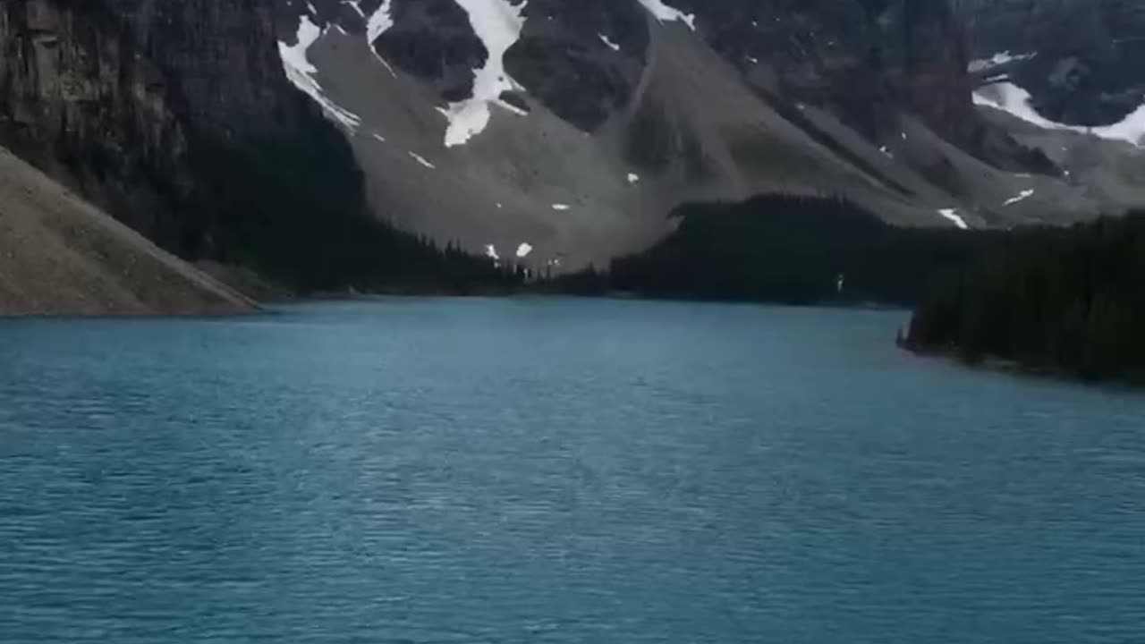 Moraine Lake in Banff Canada