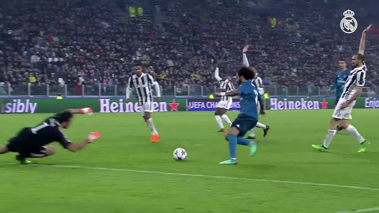 Ronaldo amazing bicycle kick!!