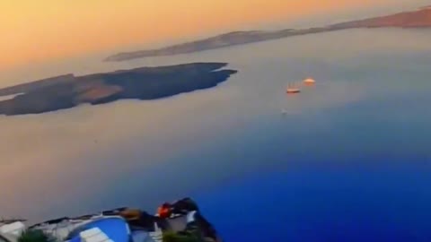Beautiful santorini Travel Big Player Travel vlog Travel Recommendation Officer records travel time.