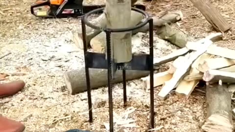 Always work Smart #smartwork #hardwork #woodcutter #technique #newtechnique #reactionvideo #reaction