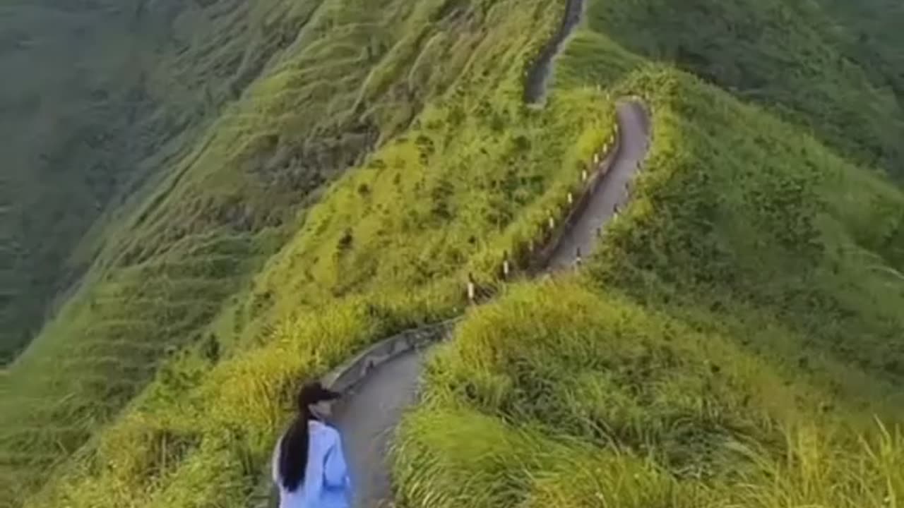 Places on earth that don't feel real Vietnam edition