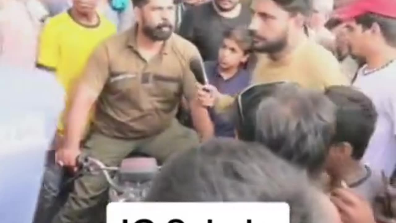Teri v pen di**** tere ig di v pen di ***😂😂😂 funny police videi