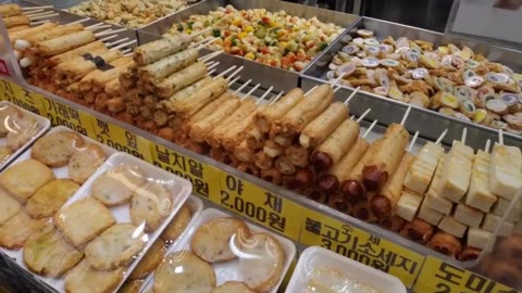 Korean street food fish cakes/한국 길거리 음식 어묵