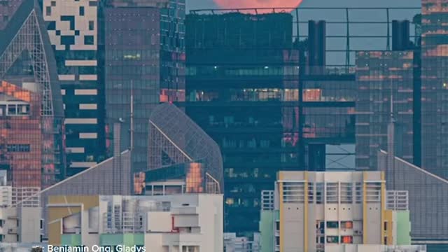 Rare strawberry supermoon graces S'pore sky on 14 Jun