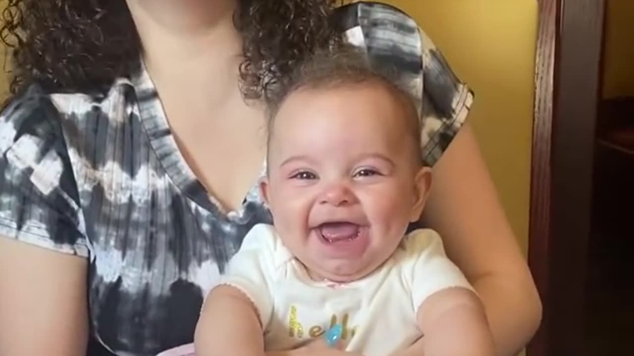 Cutest baby laugh ever