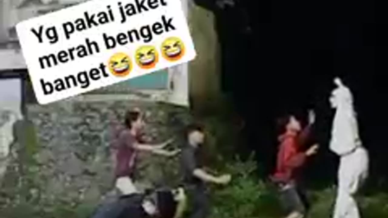 Goyang pocong