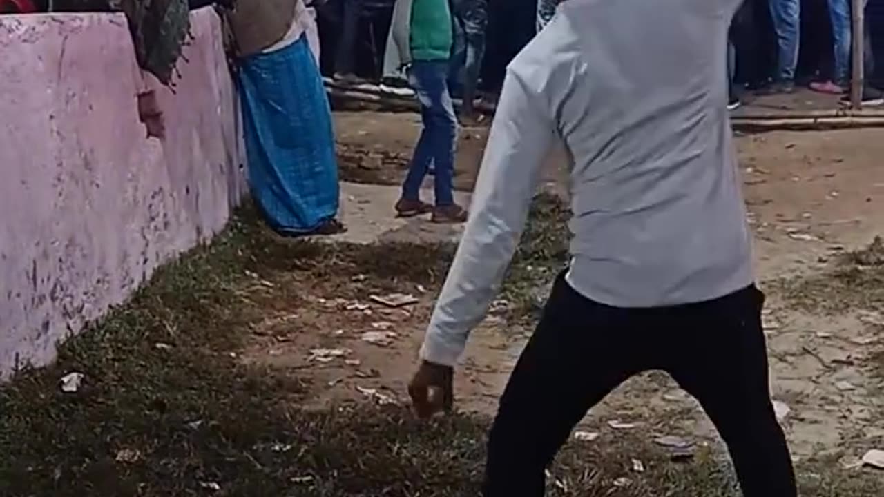 Dance sikhaya