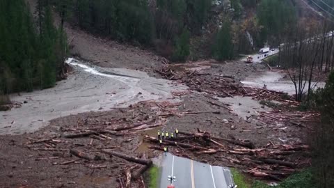 18,000 still trapped in Canada's massive flooding