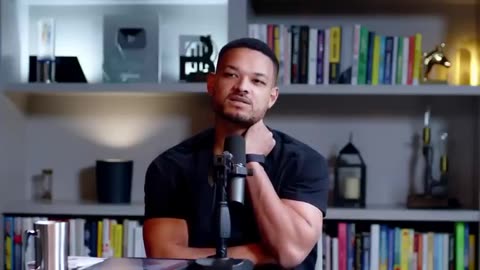 EX-GOOGLE OFFICER FINALLY SPEAKS OUT ON THE DANGERS OF ARTIFICAL INTELLIGENCE