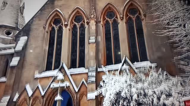 It's Snowing in London | Heavy Snowfall in London December 2022