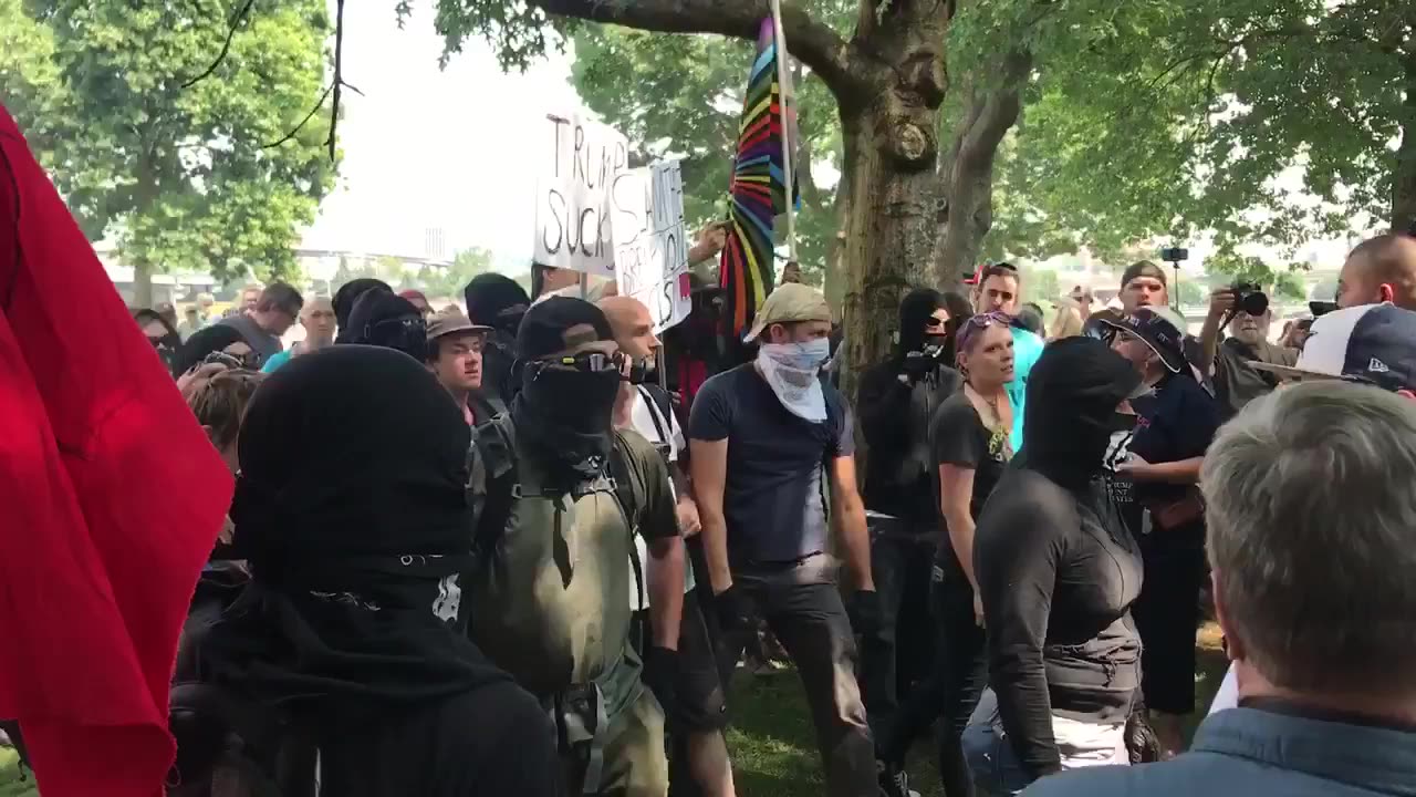 Aug 6 2017 Portland 1.3 Antifa vs Patriot Prayer