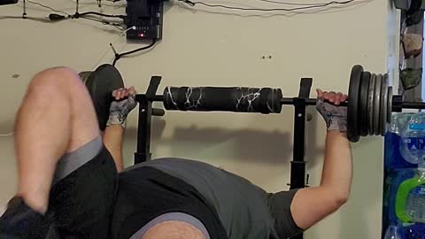 Leg Raise/Bench Press