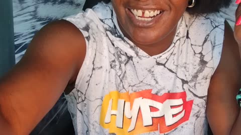 PISCES ♓ WEEKEND - YOU'RE CONFUSED, BUT BEING TOLD TO MOVE FORWARD 🤷🏿‍♀️