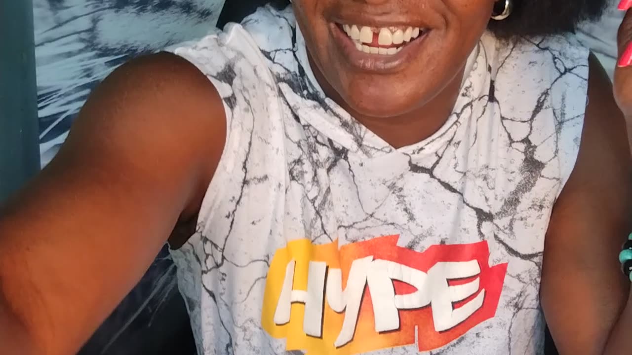 PISCES ♓ WEEKEND - YOU'RE CONFUSED, BUT BEING TOLD TO MOVE FORWARD 🤷🏿‍♀️