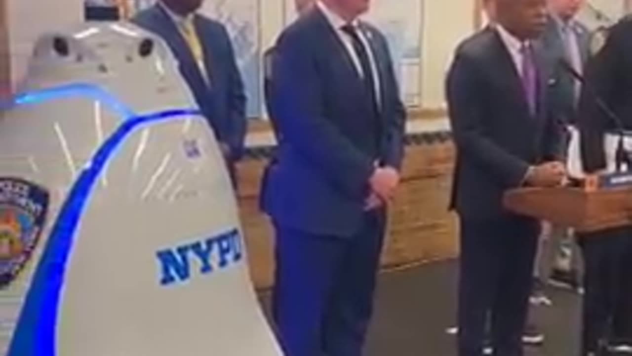 New York City Mayor Eric Adams Has Unveiled The Knightscope K5 Security Robot To Patrol The Subway