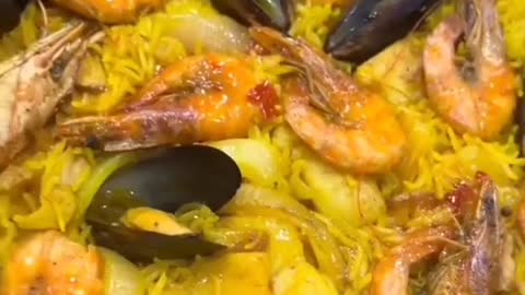 Paella Spanish food