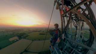 Base Jumping in Extreme Wind