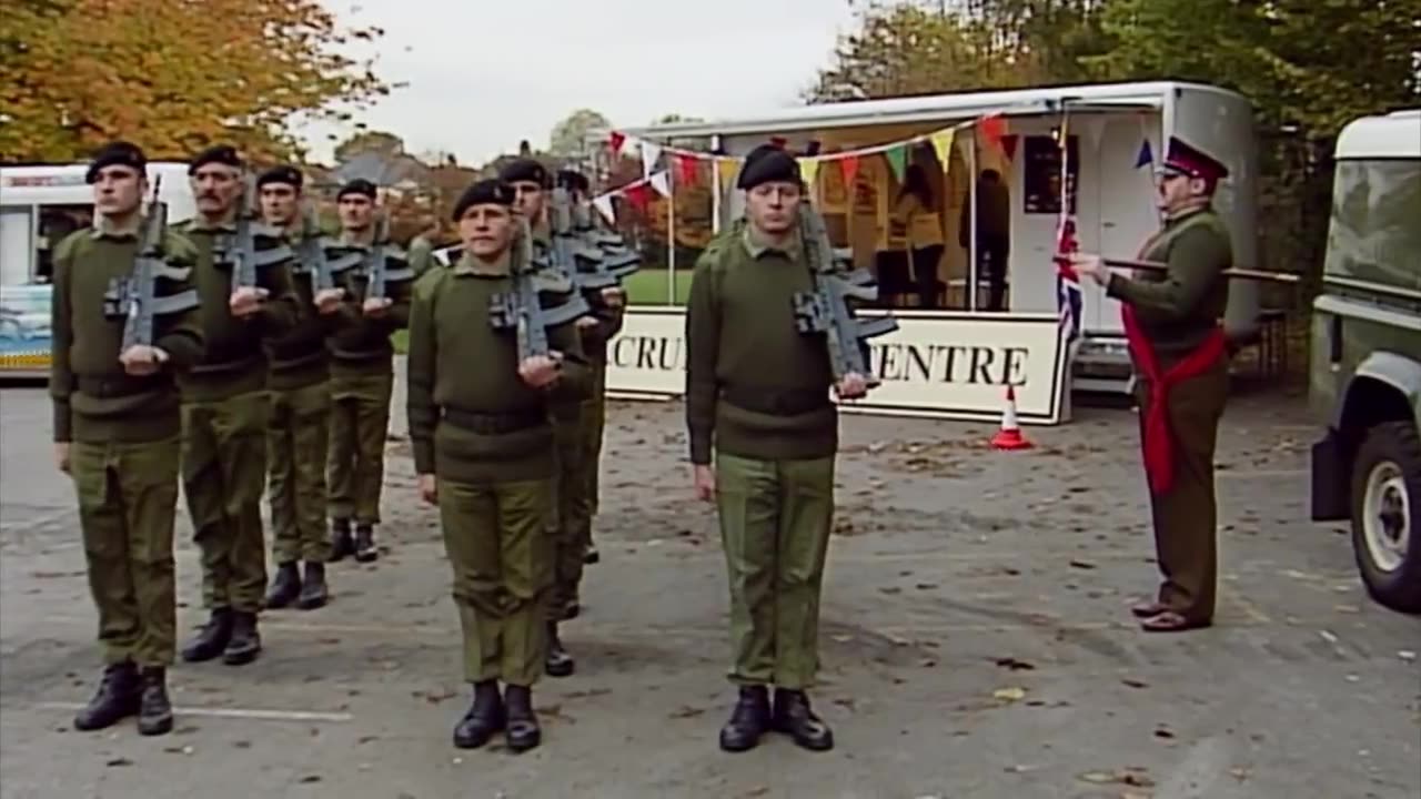 Mr bean and the army