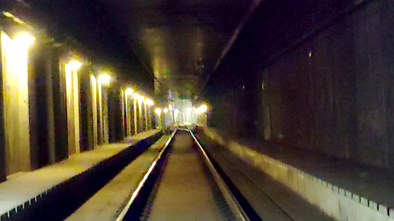 Warsaw airport tunnel URBEX