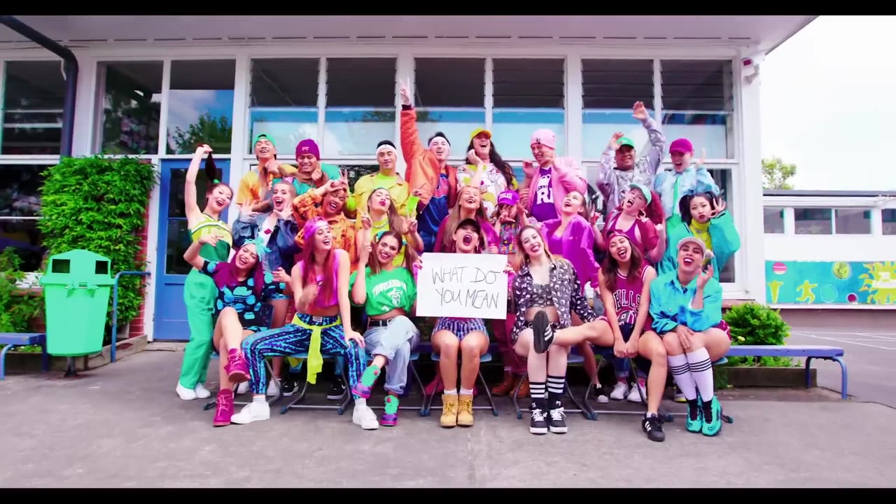 Justin Bieber - What Do You Mean? (PURPOSE : The Movement) (Official Music Video)