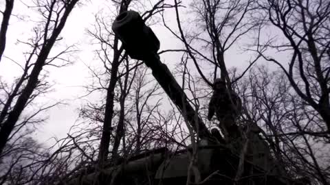 Ukrainian army fires at Russian positions in Donetsk