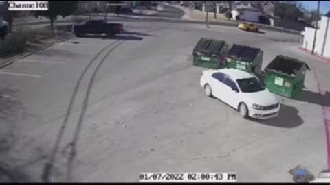 ⚫️Sick: Teenage Mother Throws Baby In Dumpster