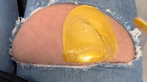 Thigh Waxing with Sexy Smooth Golden Allure Hard Wax | @rubys.beautyy.bar Review