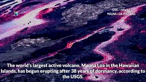 Sea of liquid fire spreads across the land:Mauna Loa volcano eruption in Hawaii